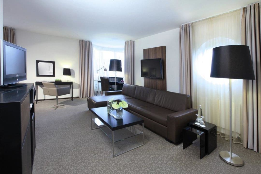 First Class Lindner Düsseldorf Airport, part of JdV by Hyatt