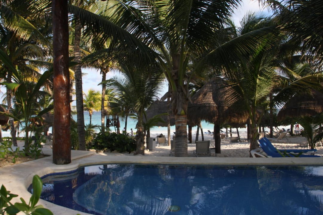 Ausblick aus dem Whirlpool Catalonia Royal Tulum Beach & Spa Resort - Adults only