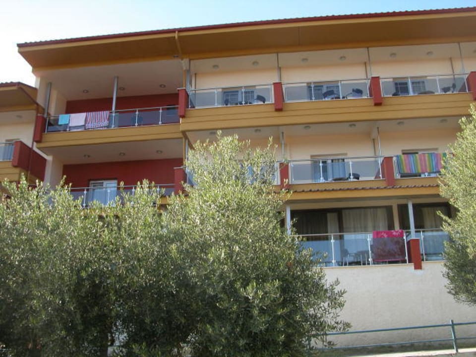 Hotel Aussenansicht Lagomandra Hotel & Spa