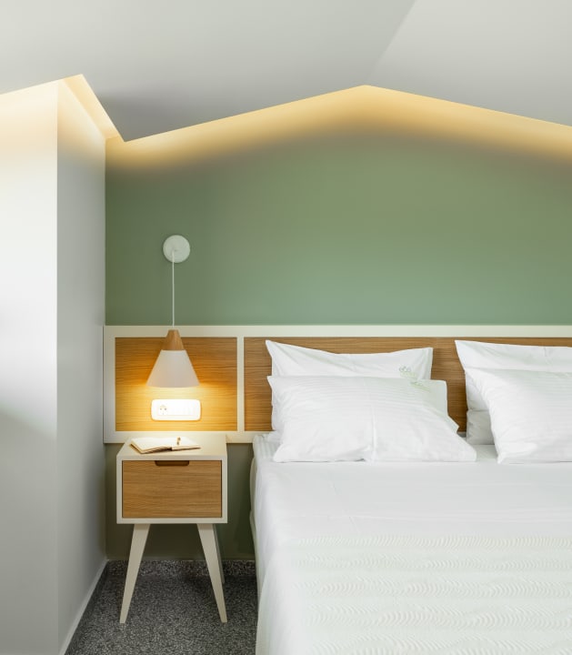 Zimmer Eco Green Residences & Suites