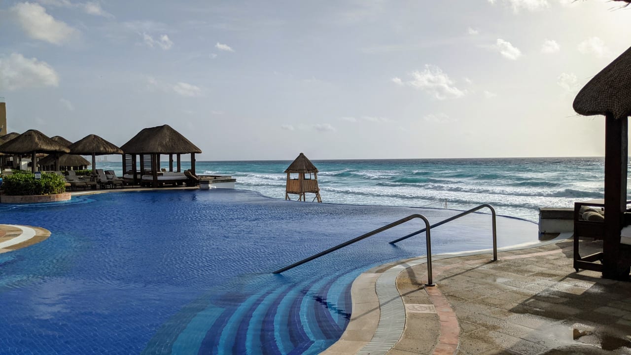 Pool Hotel J.W. Marriott Cancun Resort & Spa