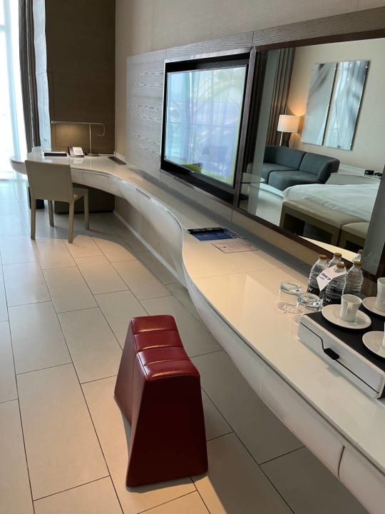 Zimmer W Abu Dhabi - Yas Island