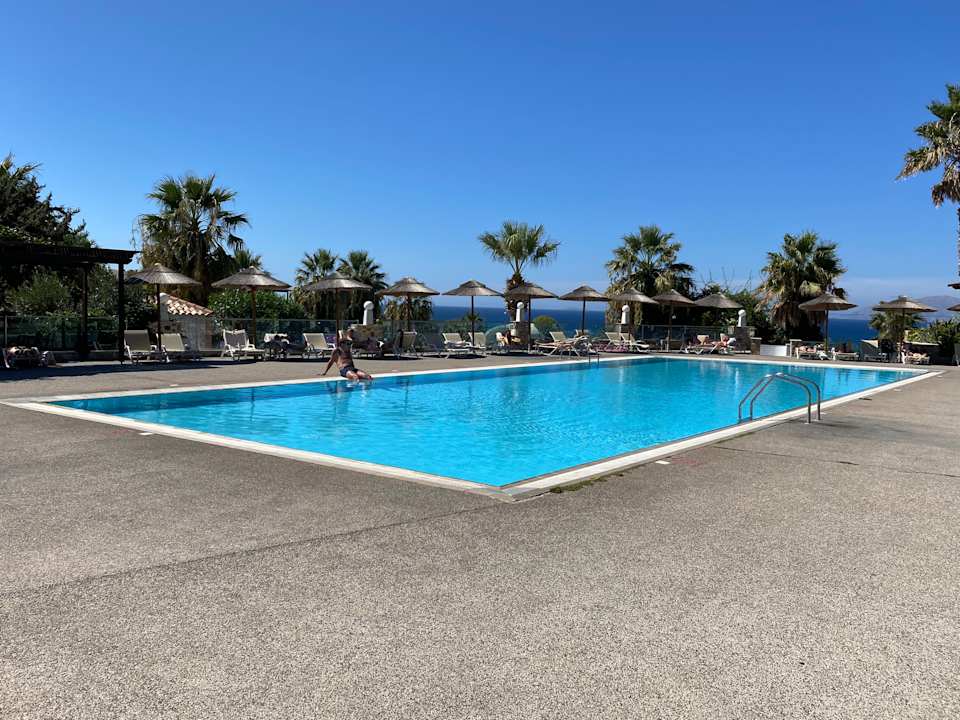 Pool Hotel Kouros Palace