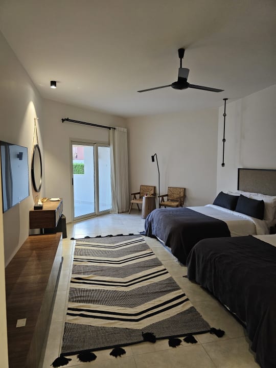 Zimmer Serry Beach Resort