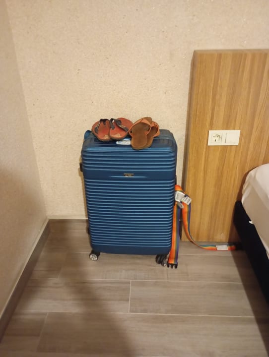 Zimmer Granada Luxury Okurcalar