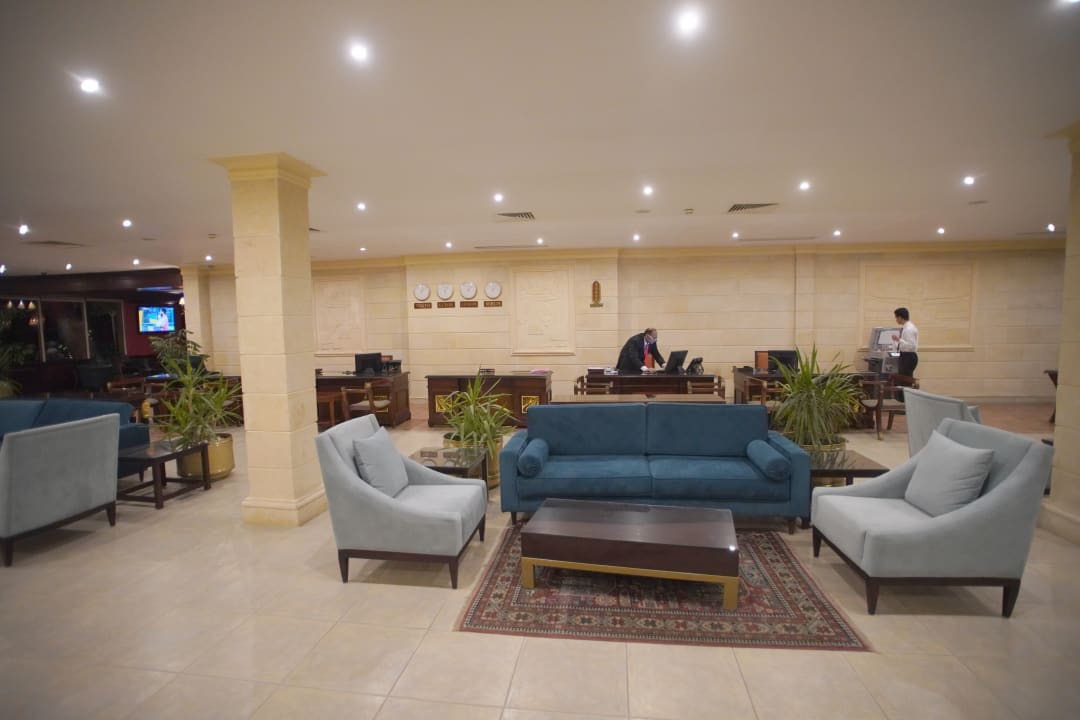 Lobby Jolie Ville Kings Island Luxor