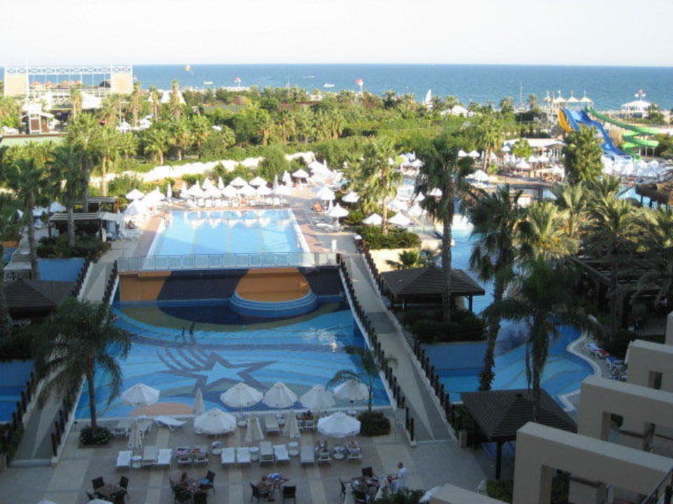Poollandschaft Fame Residence Lara & Spa