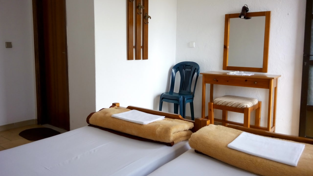 Zimmer Gorgona Rooms