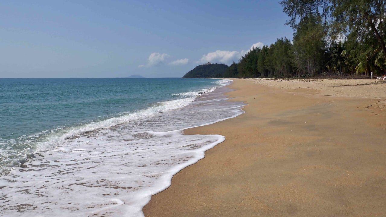 Strand Hotel Bayview Beach Resort