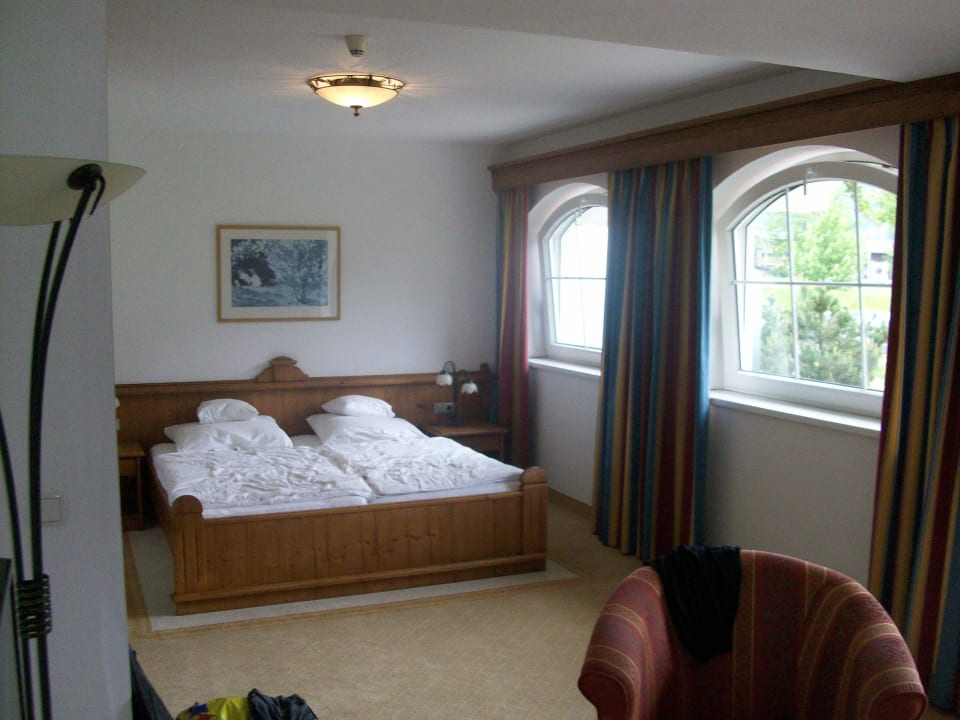 Wohn-/Schlafbereich Hubertus Hotel & Apartments