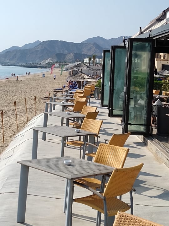 Gastro Miramar Al Aqah Beach Resort