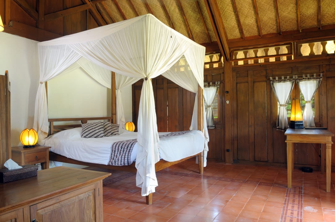 Zimmer Desa Dunia Beda Beach Resort
