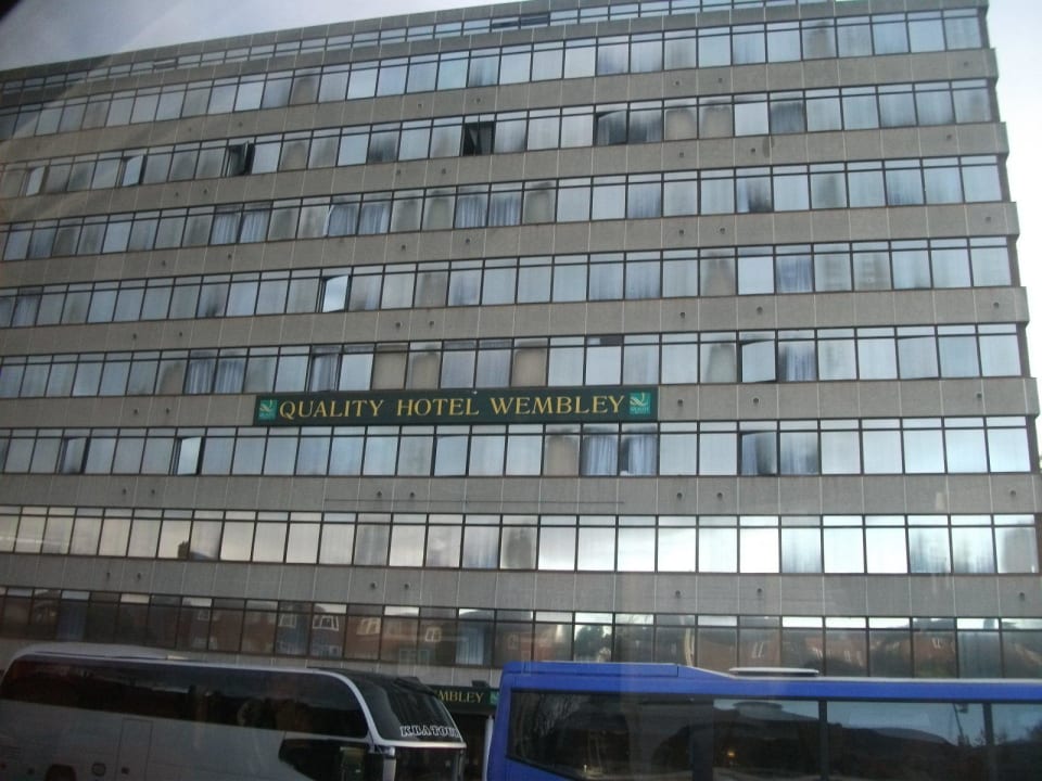 Nicht wie im Katalog! London Wembley International Hotel