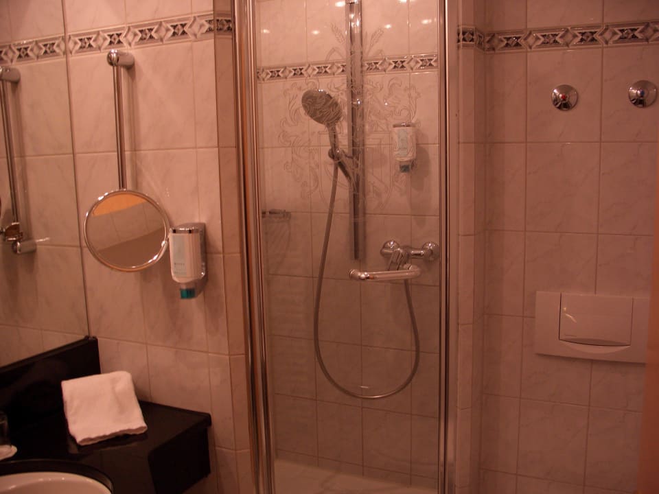 Badezimmer Best Western Plus Hotel Erb