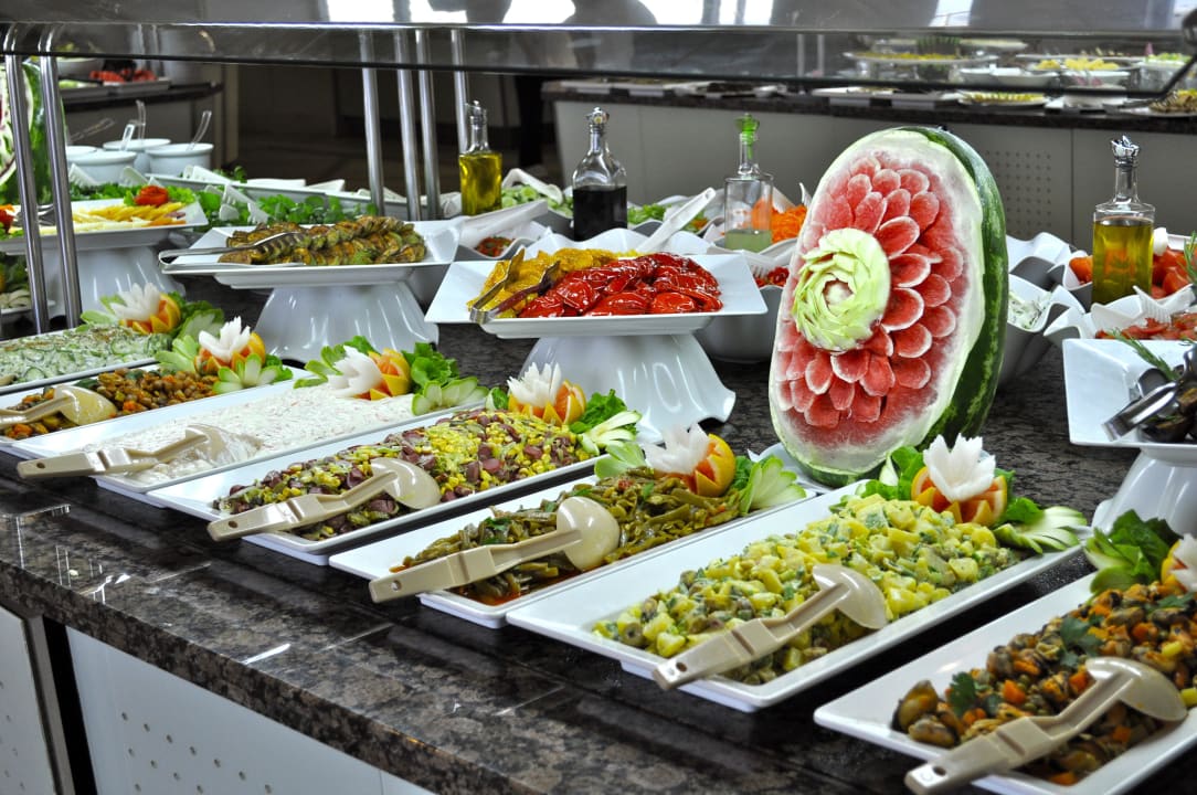 Lecker Melas Resort Hotel