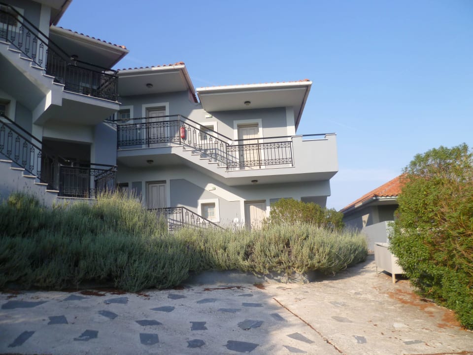 Hotelanlage The Bay Hotel & Suites