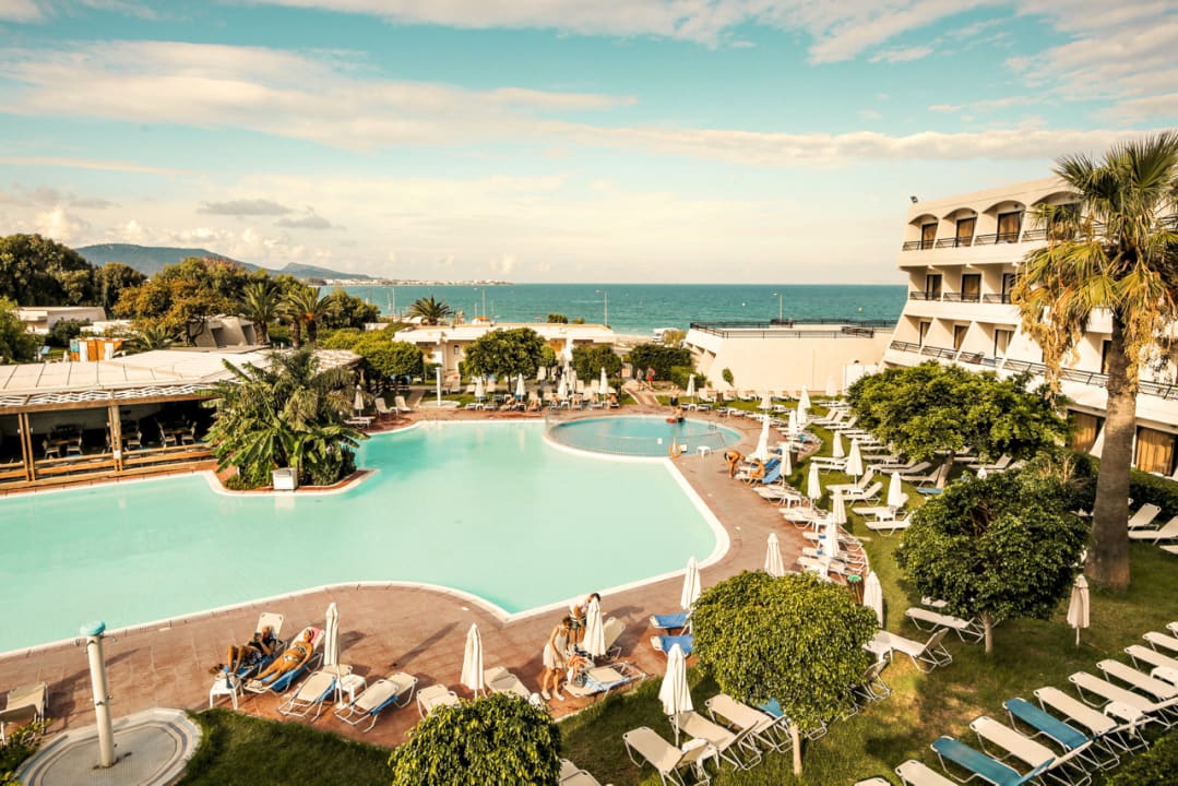 Pool Sol Cosmopolitan Rhodes