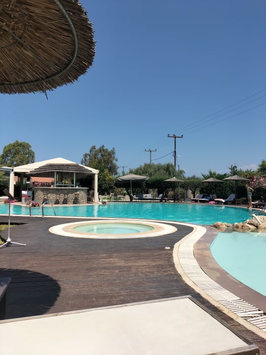 Pool Almyros Villas Resort