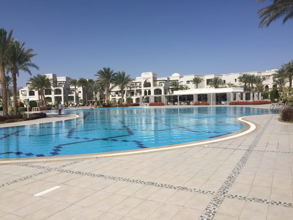 Außenansicht Steigenberger Alcazar