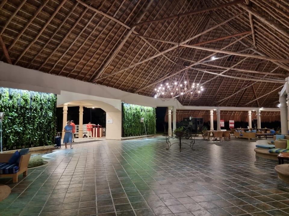 Lobby Catalonia Playa Maroma