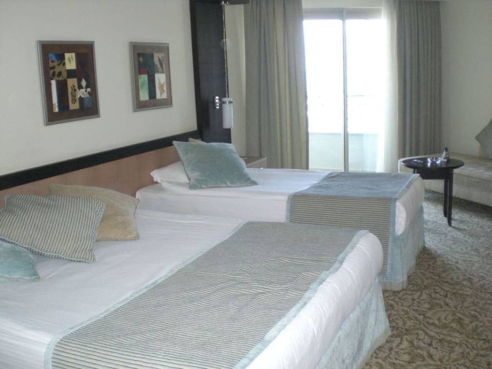 Zimmer Royal Wings Hotel