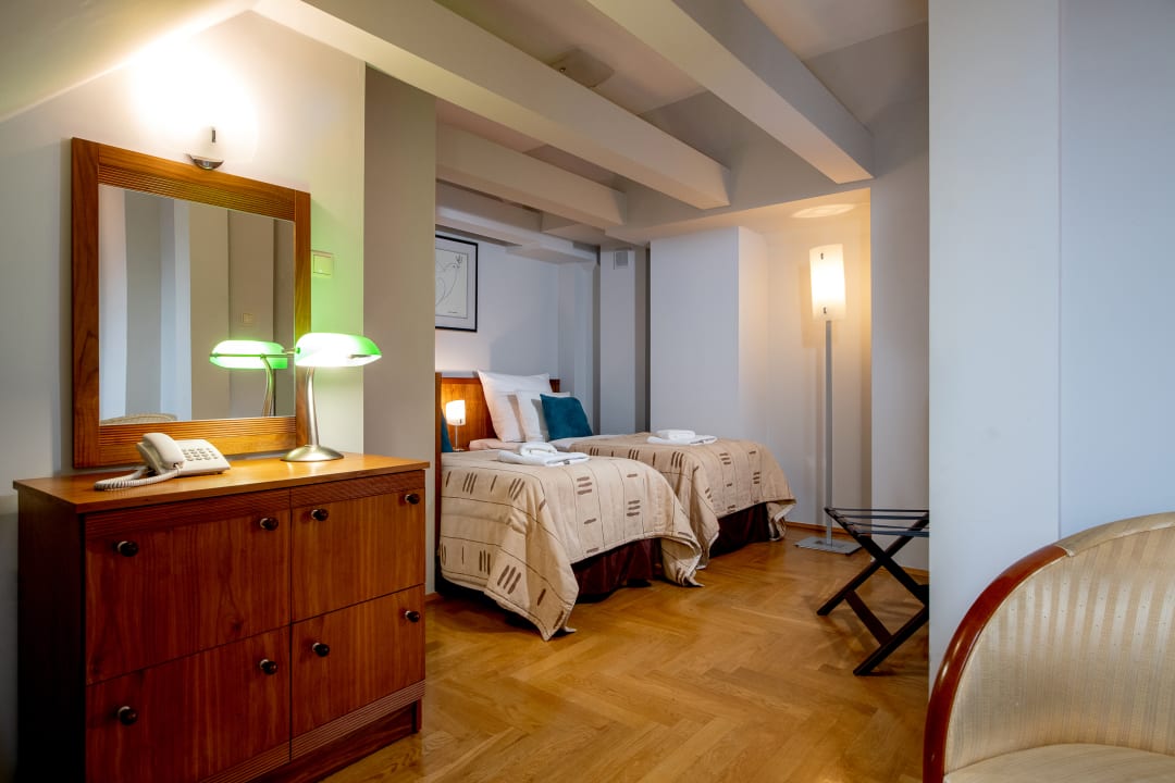 Zimmer Red Brick Apartments