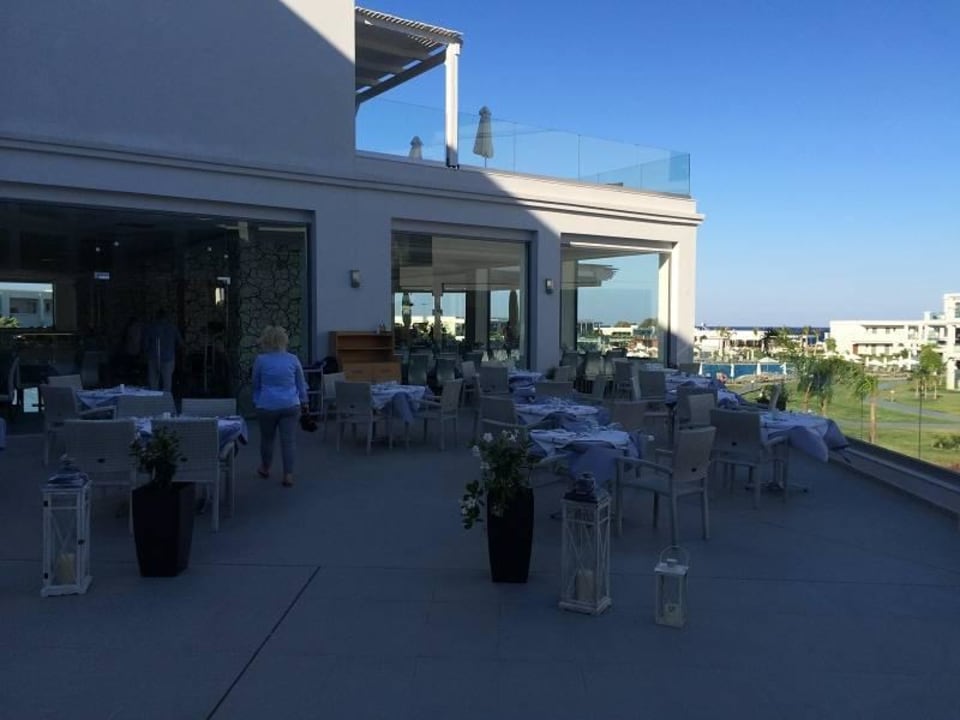 Restaurant  Asterias Beach Resort