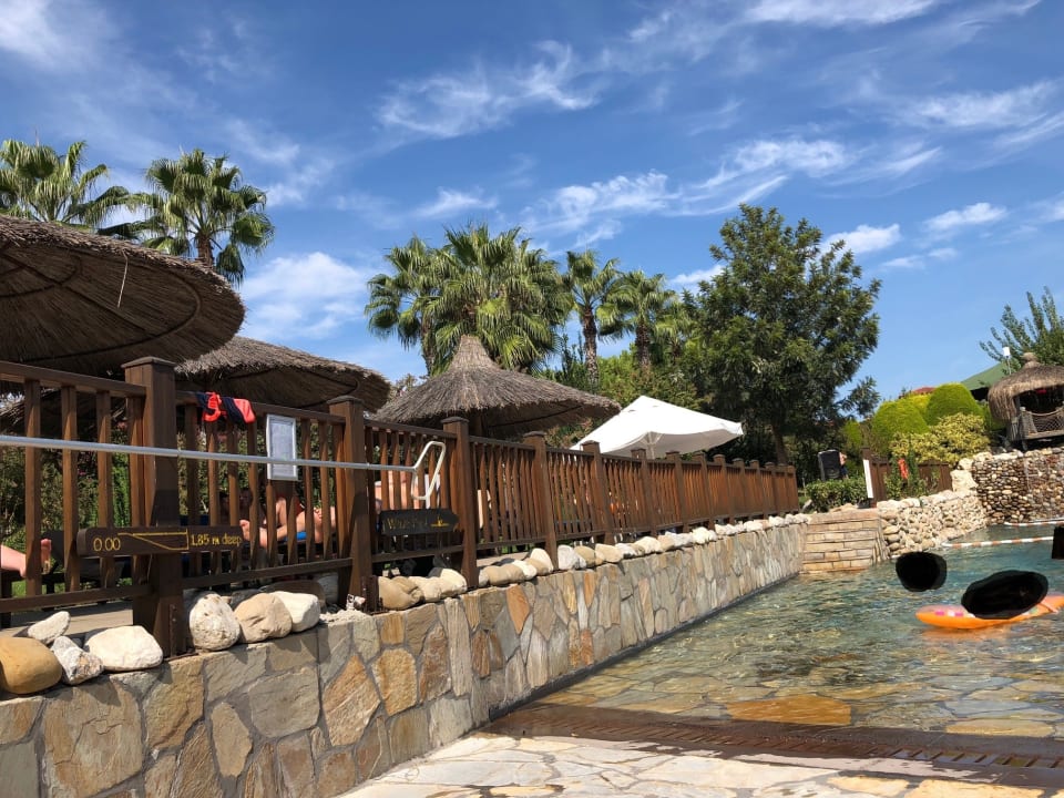 Pool Club Grand Side