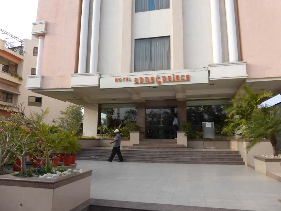 Eingang Hotel Apna Palace