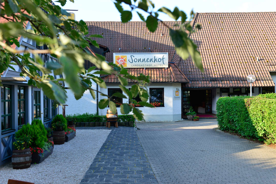 Außenansicht Hotel Sonnenhof Pleinfeld