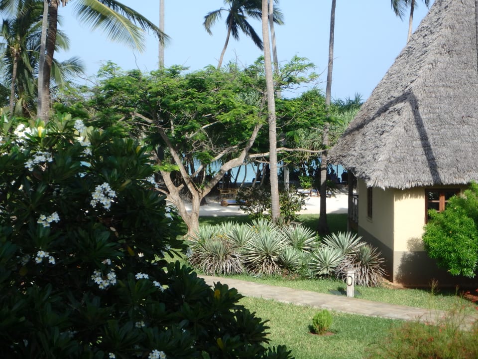 Gartenanlage Neptune Pwani Beach Resort & Spa