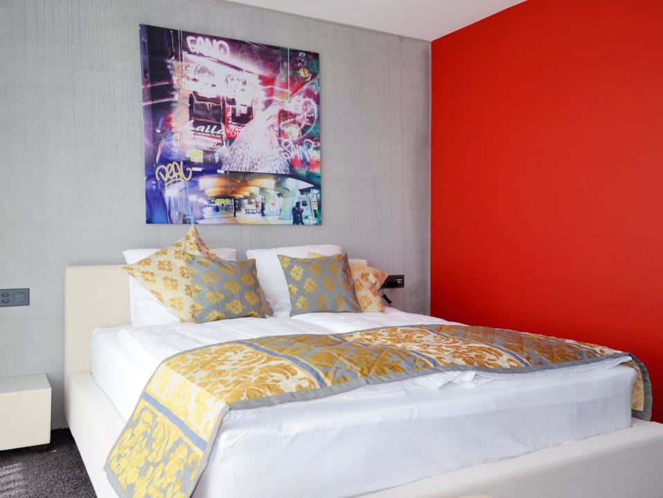 Zimmer Hotel Swiss Star