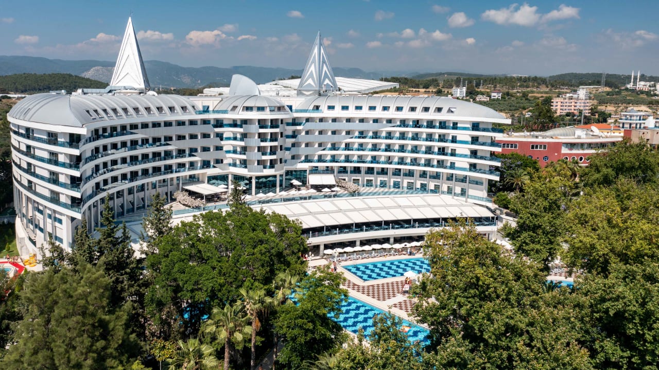 Außenansicht Hotel Botanik Platinum