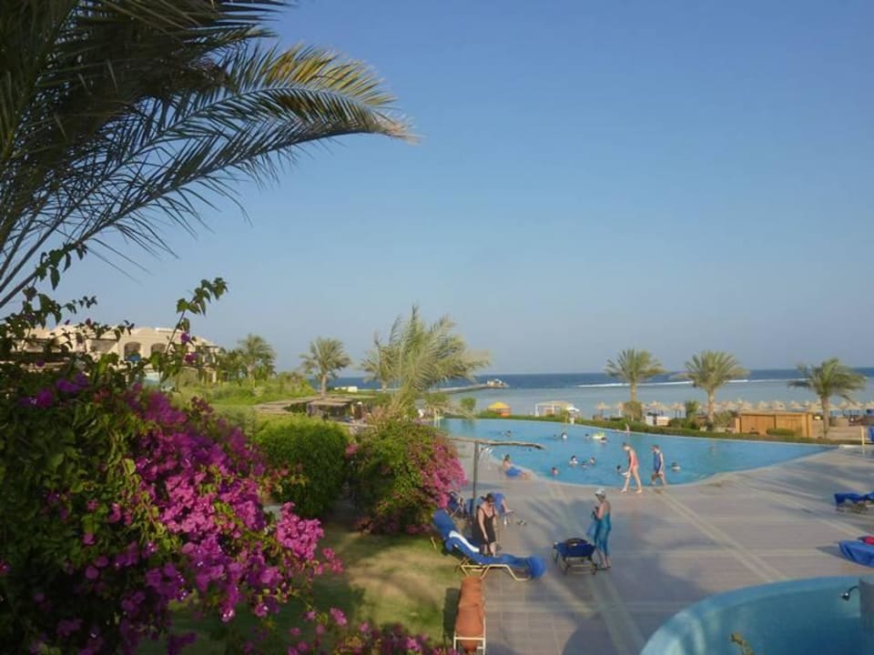 Baden im Pool, Lagune oder Meer TUI MAGIC LIFE Kalawy