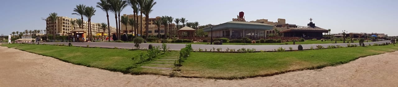 Vom Strand aus Tropitel Sahl Hasheesh