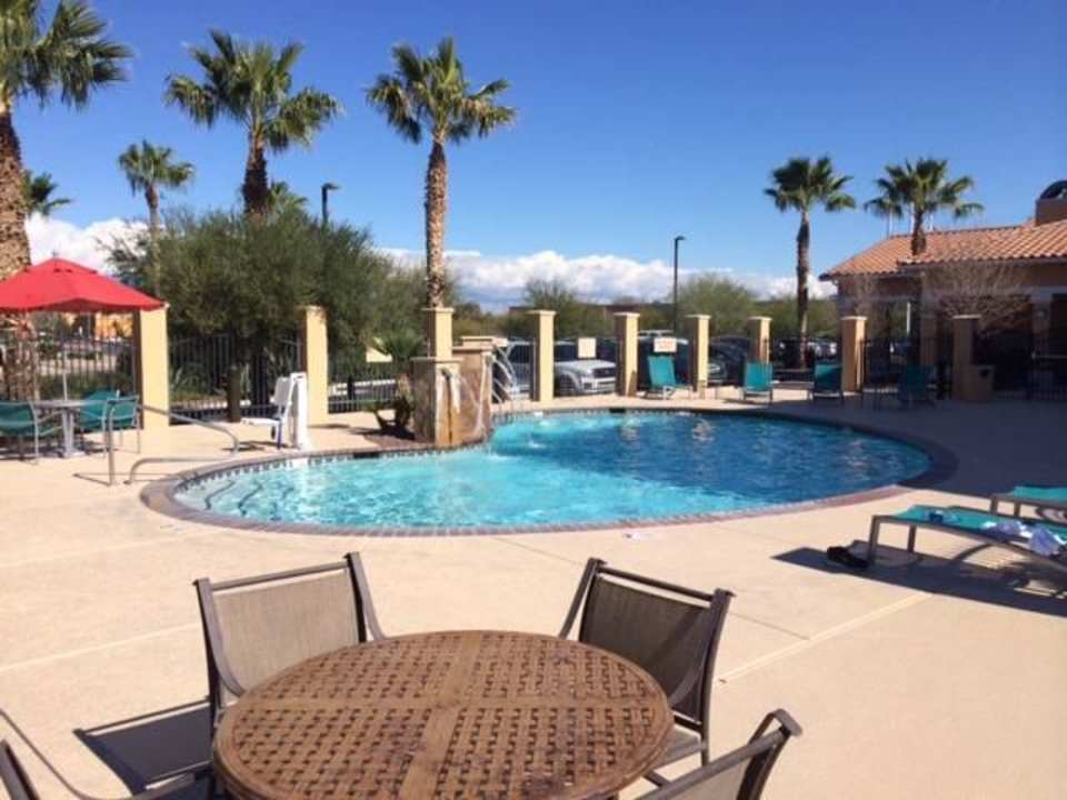 Blick auf den Outdoor-Pool Hotel TownePlace Suites by Marriott Tucson Airport