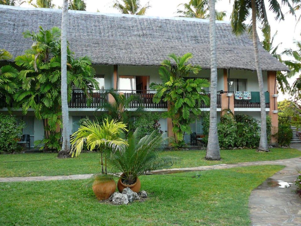 garden Bahari Beach Hotel