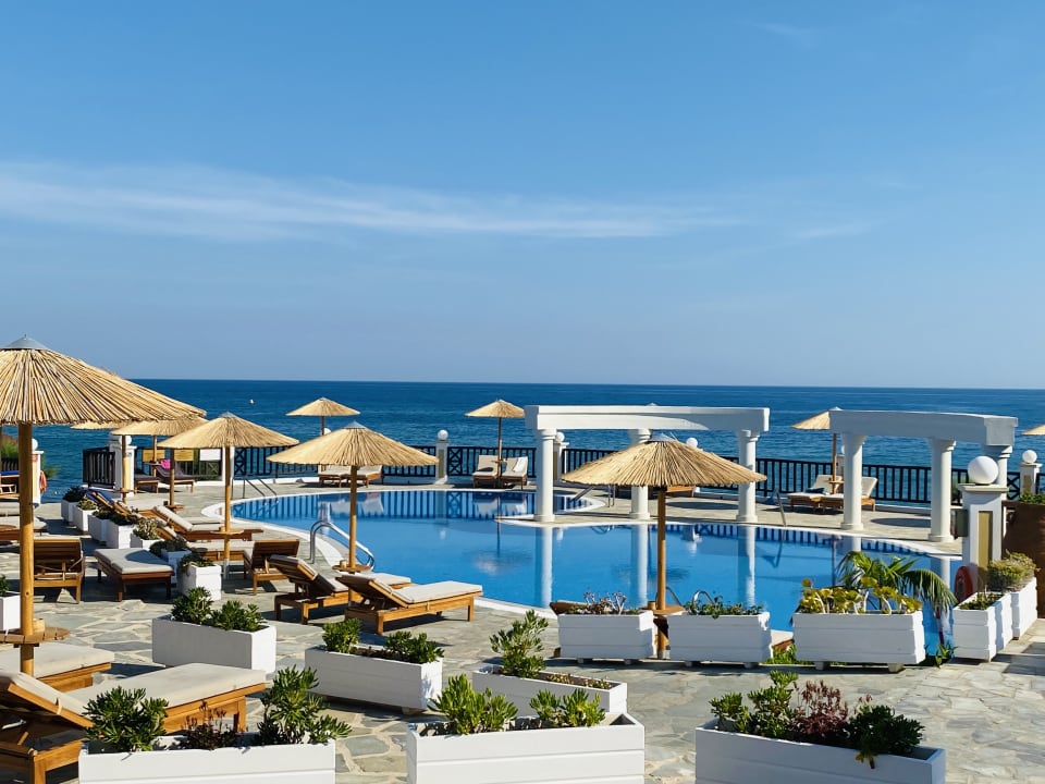 Pool Alexander Beach Hotel & Village Resort