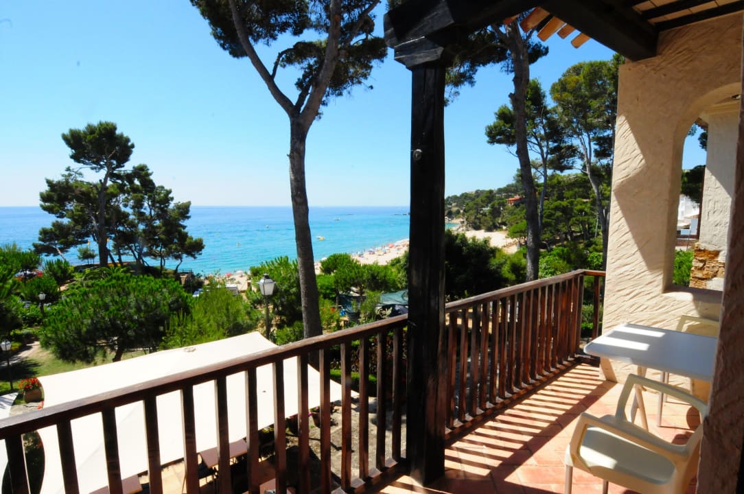 Terraza EST3-3 Camping Treumal Camping & Bungalows Treumal