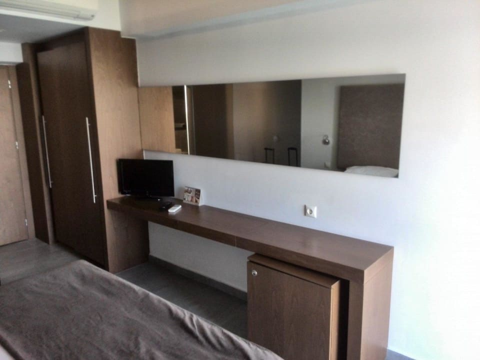 Moderne Möblierung Oktober Downtown Rooms