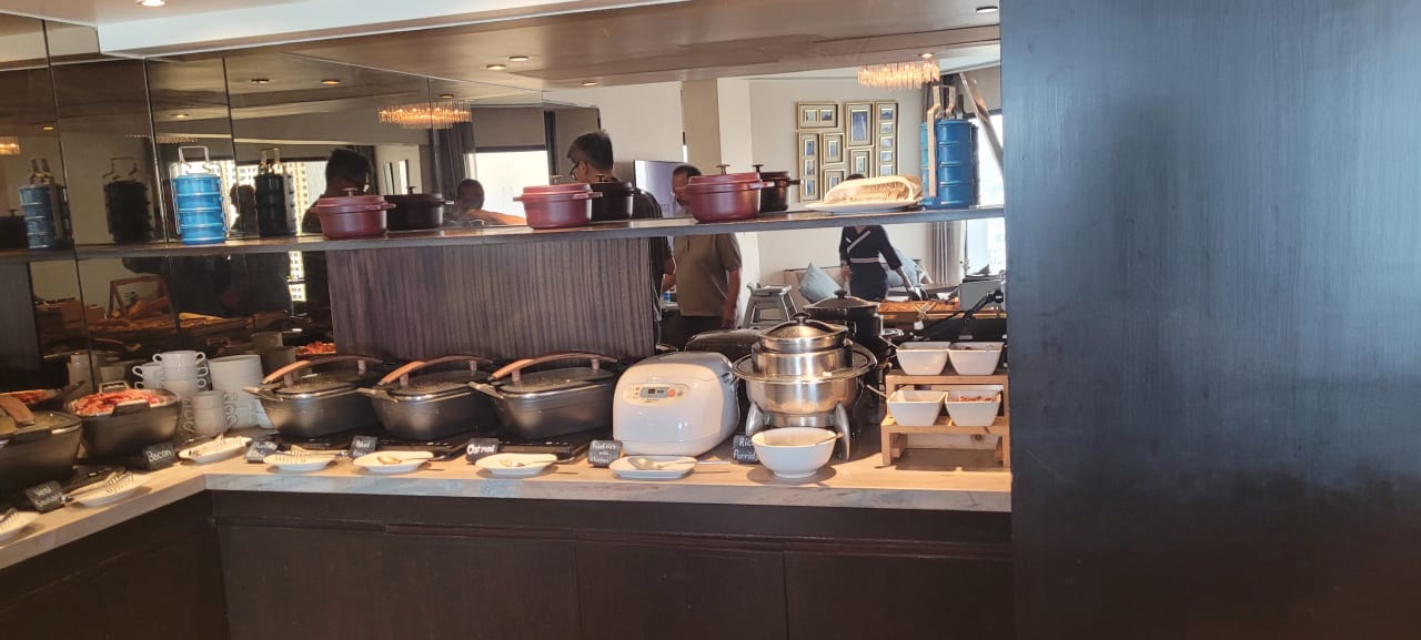 Gastro Royal Orchid Sheraton Hotel & Towers