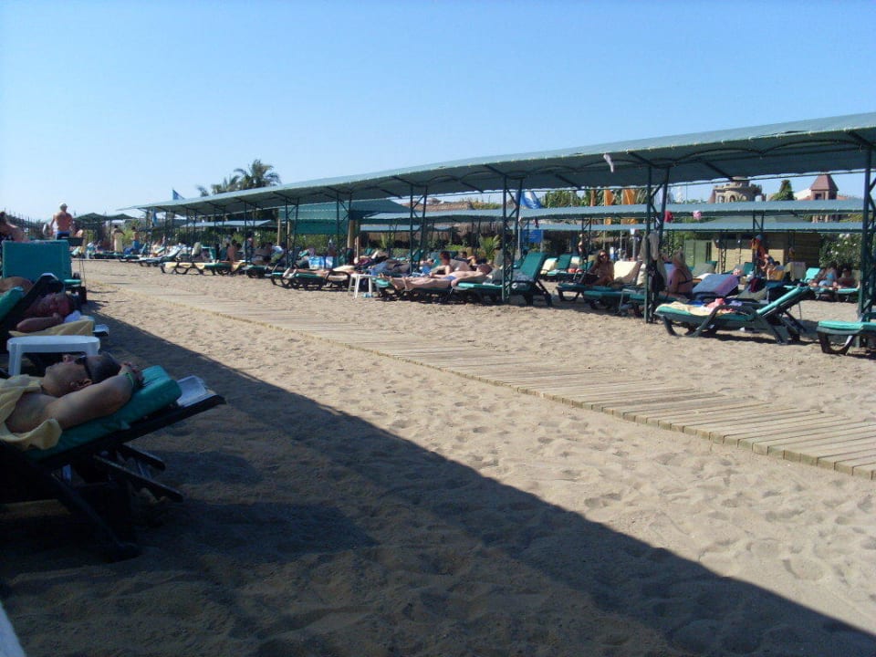 der hoteleigene Strand Belek Beach Resort Hotel