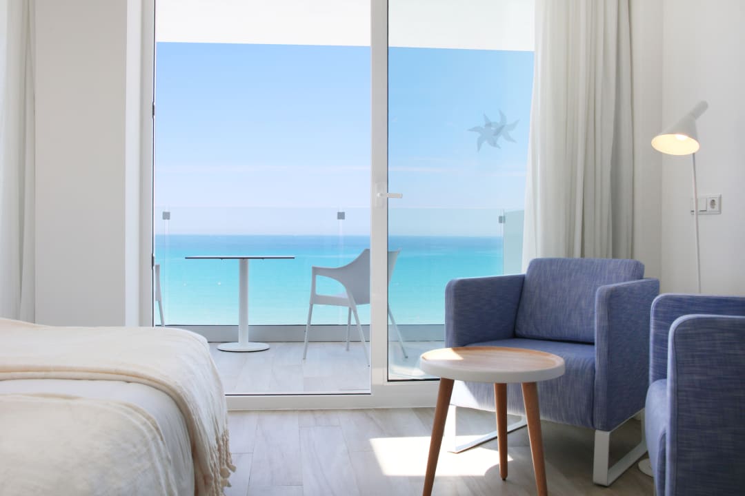 Zimmer Iberostar Waves Bahia de Palma