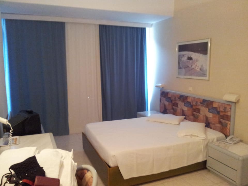 Toller Service! Duschzimmer für Spätabreisende Olympos Beach Hotel