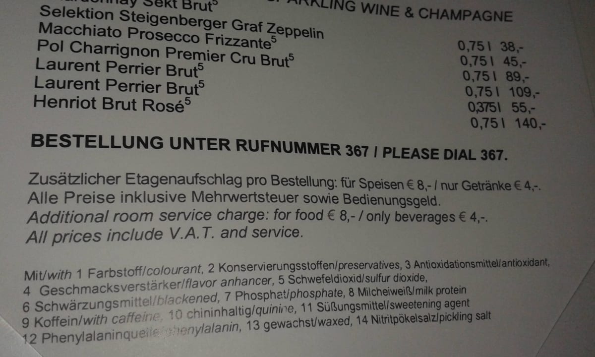 8 € Roomserviceaufschlag ! Steigenberger Hotel Graf Zeppelin