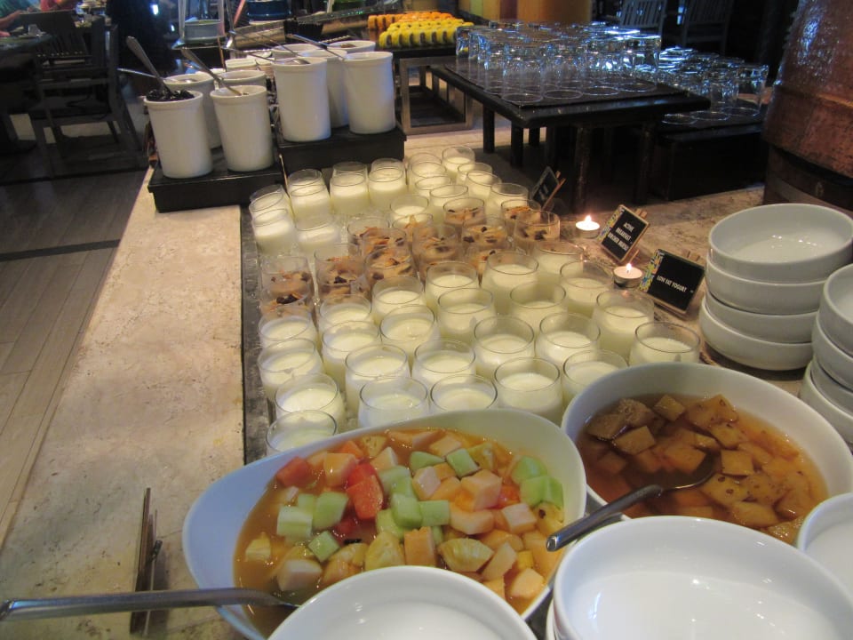 Gastro Pullman Phuket Arcadia Naithon Beach