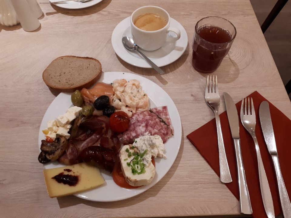 Gastro Hotel Traube am See