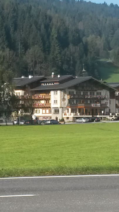Außenansicht Hotel Taxerhof