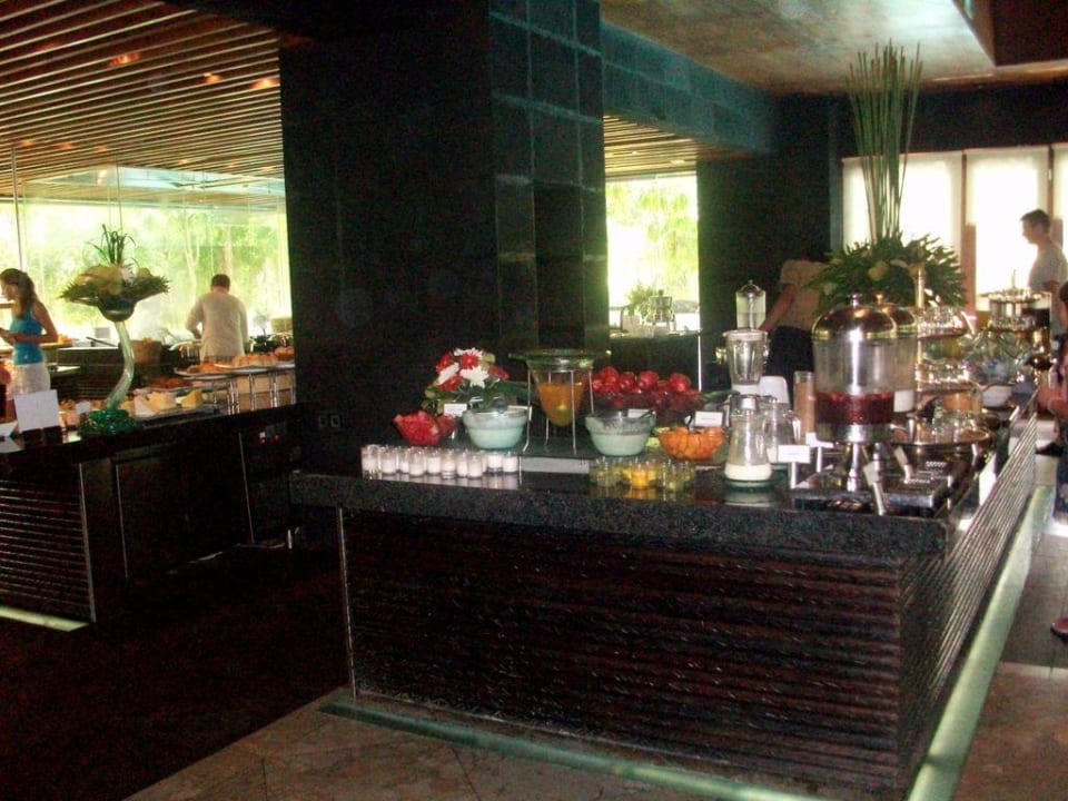 Teil vom Frühstücksbuffet The Laguna A Luxury Collection Resort & Spa