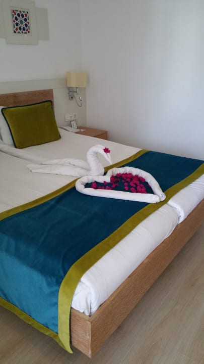 Zimmer Side Su Hotel